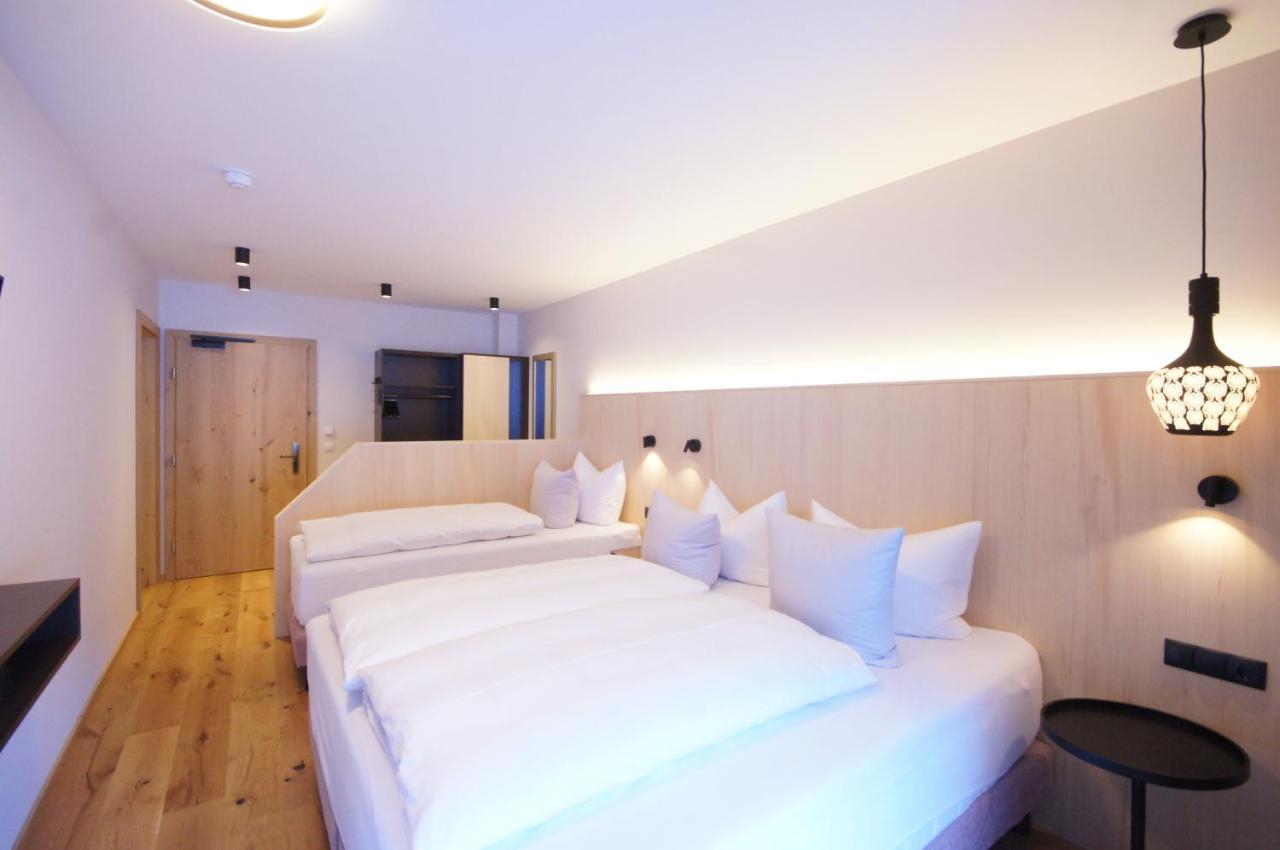 סן אנטון Hotel Die Arlbergerin -New- All-In Super Flex Rate (Adults Only) מראה חיצוני תמונה